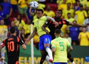 三亿体育体育电竞-哥伦比亚足球冠军赛：美利坚之群对媳妇大学生