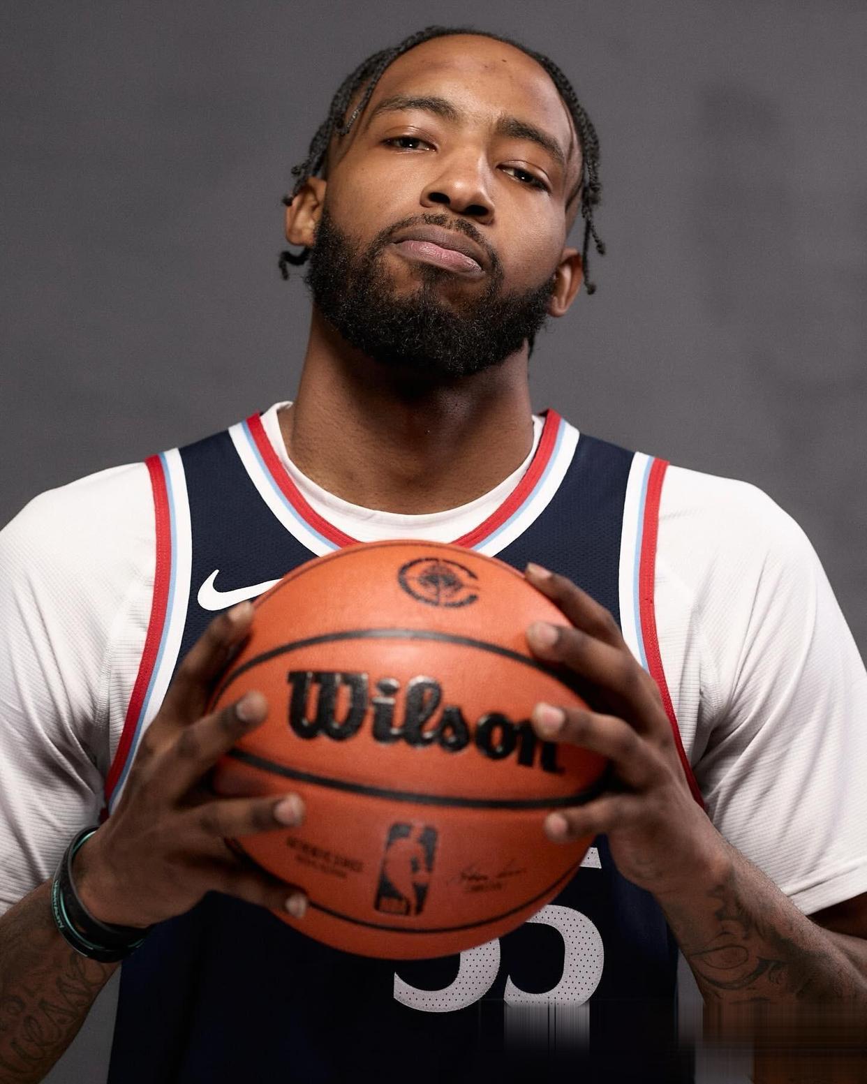 包含快船力克独行侠，保持不败的词条