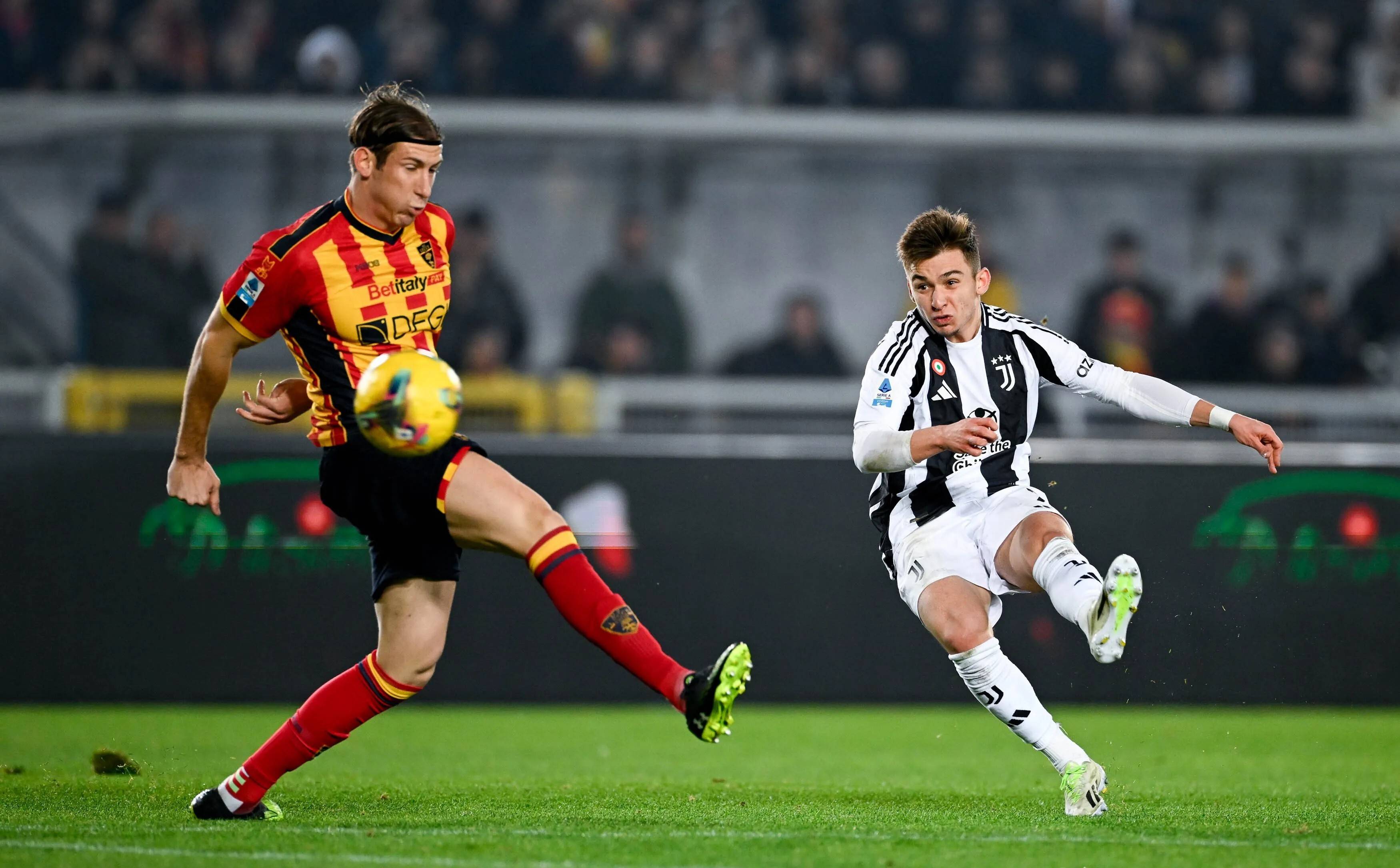 尤文图斯主场锁定三分，继续领跑积分榜的简单介绍